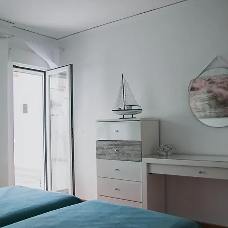 Apartament Hermosa 1 * 甘迪亚